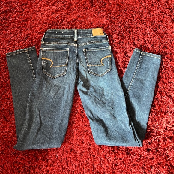 American Eagle Skinny Jeans - Picture 2 of 3